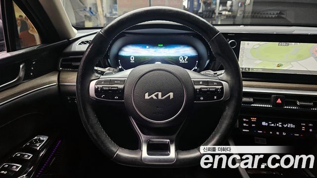 Kia K5 2023 — photo 13