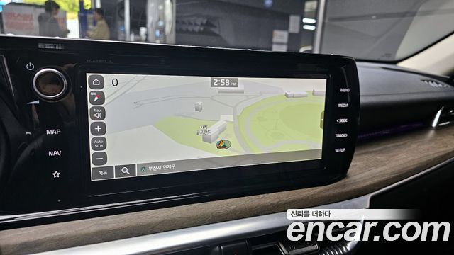 Kia K5 2023 — photo 14