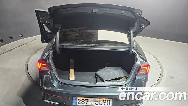 Kia K5 2023 — photo 20