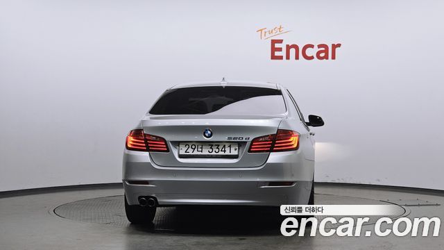 BMW 5-Series 2014 — photo 4