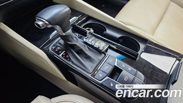 Kia K7 2016 — photo 12