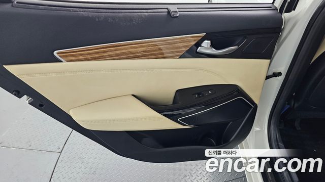 Kia K7 2016 — photo 15