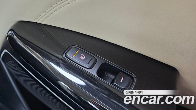 Kia K7 2016 — photo 27