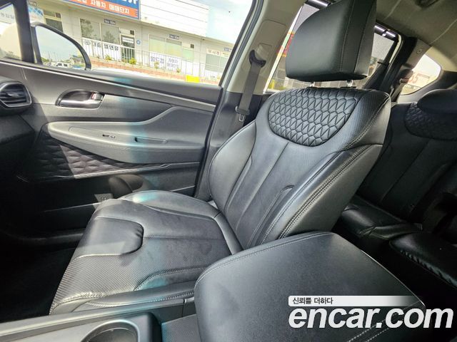 Hyundai Santafe 2019 — photo 17