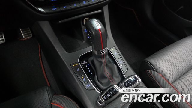Hyundai i30 2020 — photo 12