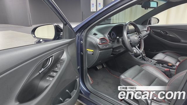Hyundai i30 2020 — photo 13