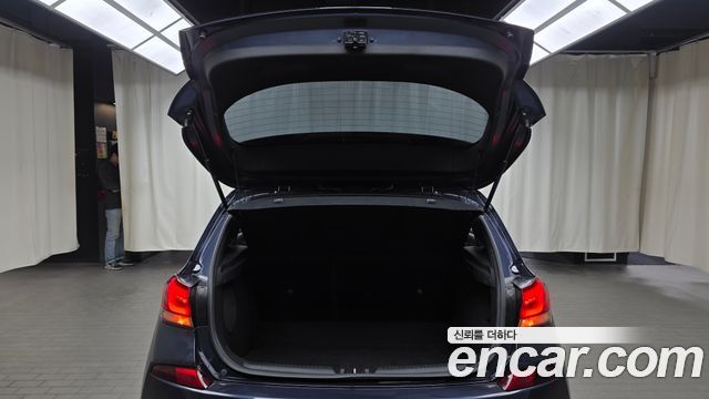 Hyundai i30 2020 — photo 26