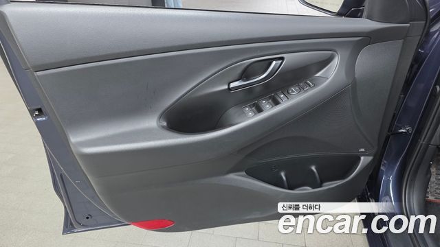 Hyundai i30 2020 — photo 14