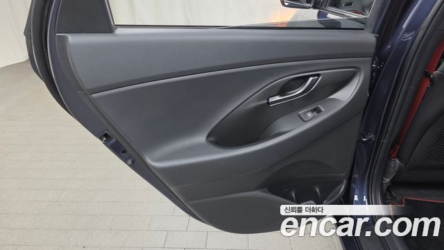 Hyundai i30 2020 — photo 15