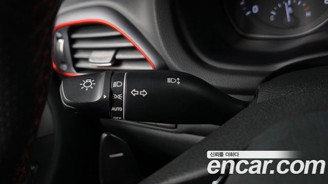 Hyundai i30 2020 — photo 29
