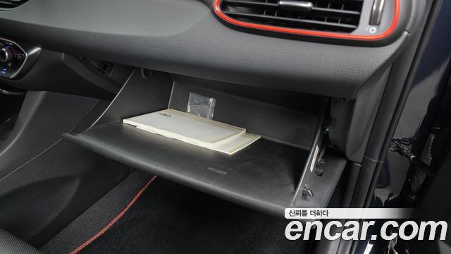 Hyundai i30 2020 — photo 30