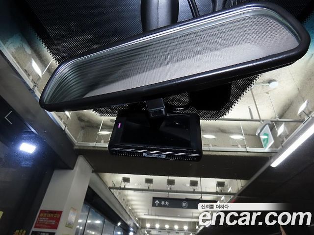 KG Mobility KORANDO 2017 — photo 15