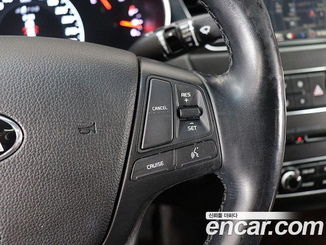 Kia K7 2015 — photo 8