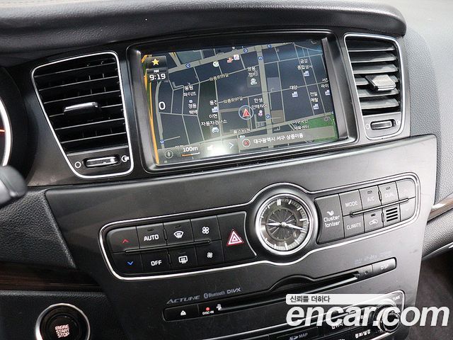 Kia K7 2015 — photo 9