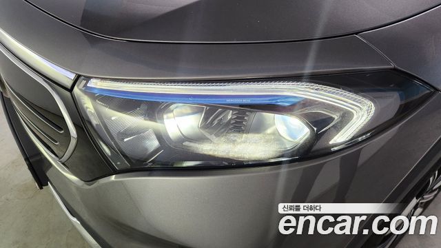 Mercedes-Benz EQB 2024 — photo 11