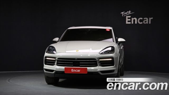 Porsche Cayenne 2022 — photo 3