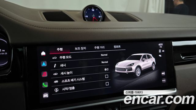 Porsche Cayenne 2022 — photo 22