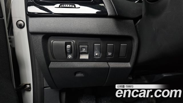 Renault Korea SM3 2016 — photo 26