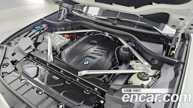BMW X5 2025 — photo 6
