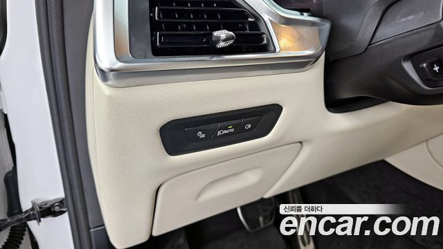 BMW X5 2025 — photo 22