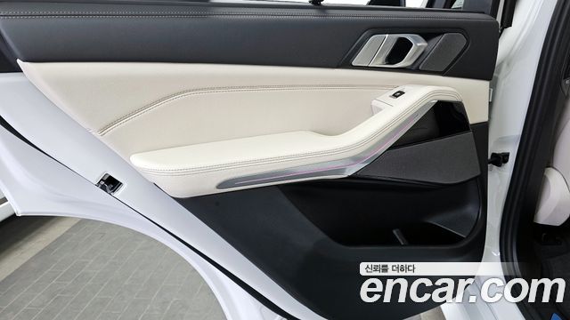 BMW X5 2025 — photo 15