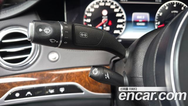 Mercedes-Benz S-Class 2018 — photo 24