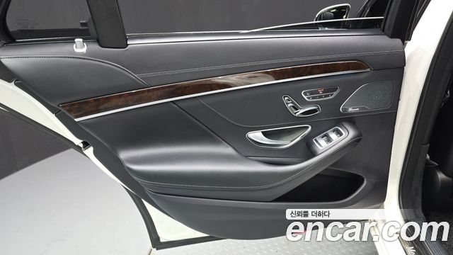 Mercedes-Benz S-Class 2018 — photo 15