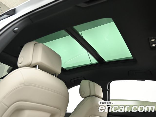 Audi Q8 e-tron 2024 — photo 19