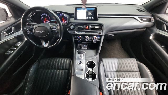 Genesis G70 2018 — photo 10
