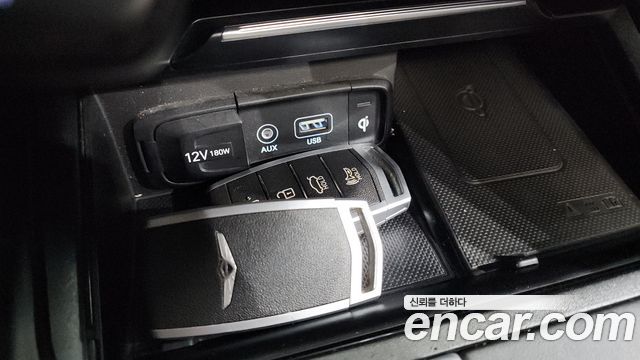 Genesis G70 2018 — photo 18