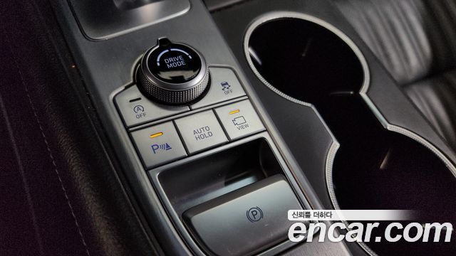Genesis G70 2018 — photo 23