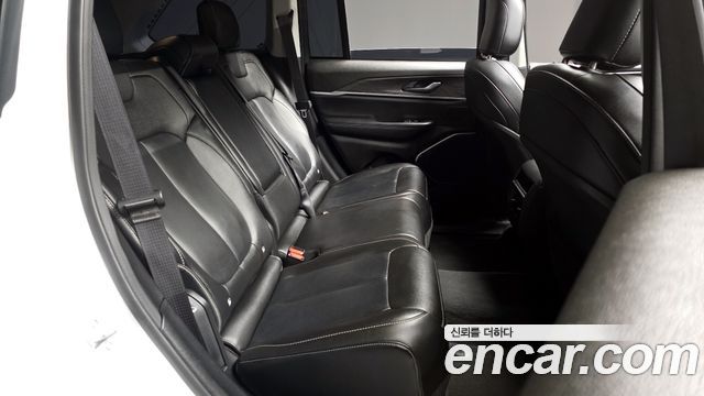 Jeep Cherokee 2023 — photo 17