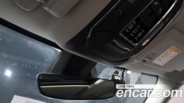 Jeep Cherokee 2023 — photo 24