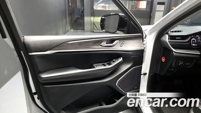 Jeep Cherokee 2023 — photo 14