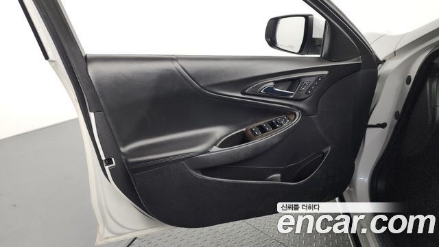 Chevrolet Korea Malibu 2017 — photo 14