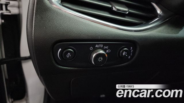 Chevrolet Korea Malibu 2017 — photo 28