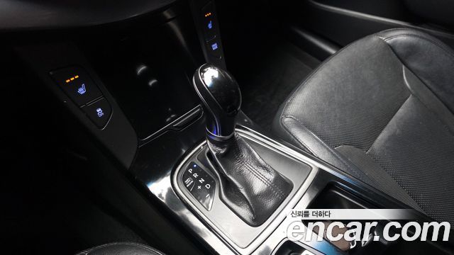 Hyundai i40 2016 — photo 12