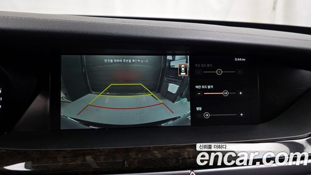 Genesis G90 2021 — photo 15