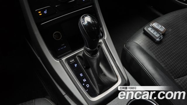 Hyundai AVANTE 2014 — photo 9