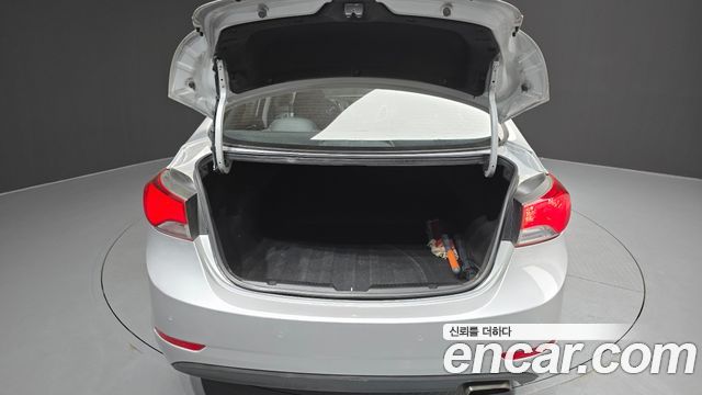 Hyundai AVANTE 2014 — photo 20