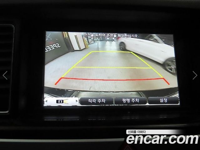 Hyundai Genesis 2014 — photo 16