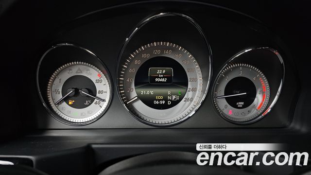 Mercedes-Benz GLK-Class 2014 — photo 8