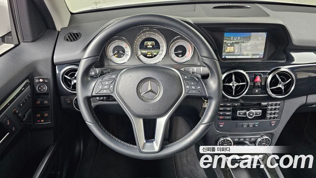 Mercedes-Benz GLK-Class 2014 — photo 12