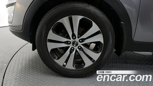 Kia Sportage 2012 — photo 5