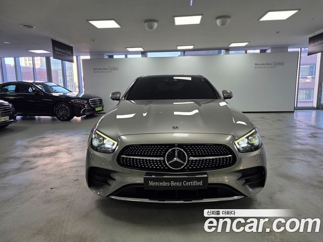 Mercedes-Benz E-Class 2021 — photo 3