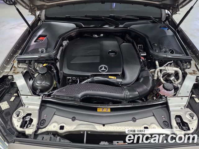Mercedes-Benz E-Class 2021 — photo 6