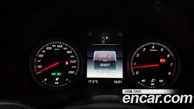 Mercedes-Benz C-Class 2017 — photo 11