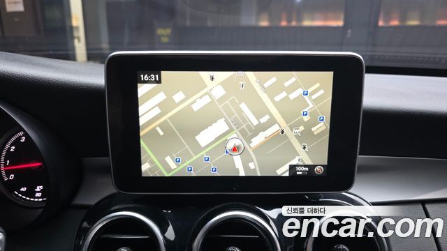 Mercedes-Benz C-Class 2017 — photo 20