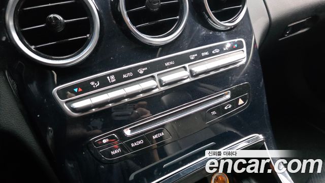 Mercedes-Benz C-Class 2017 — photo 22