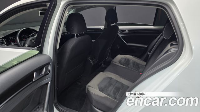 Volkswagen Golf 2016 — photo 11